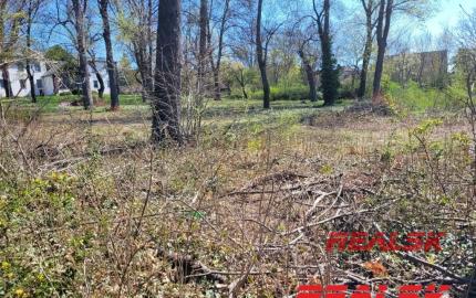 Pozemok pre bytovú výstavbu v Nitre na Zobore na predaj