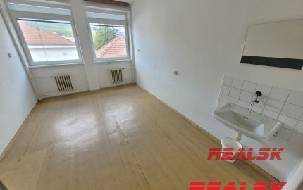 Kancelárie od 12 do 100 m2 v Nitre na prenájom