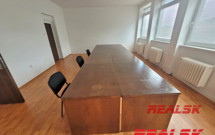 Kancelárie od 12 do 100 m2 v Nitre na prenájom