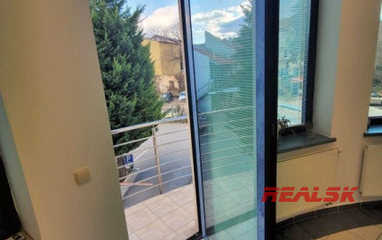 Kancelárske priestory na Svätoplukovom námestí v Nitre na prenájom