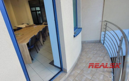 Kancelárske priestory na Svätoplukovom námestí v Nitre na prenájom