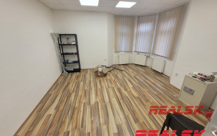 Dom pre administratívne a obchodné účely v Nitre na prenájom