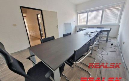 Sklad s kanceláriami v Nitre na prenájom