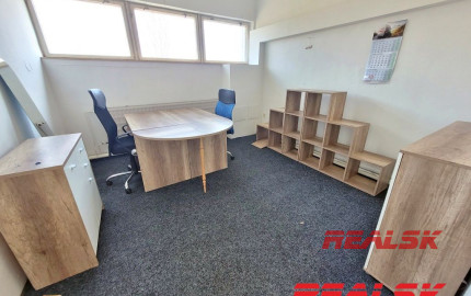 Sklad s kanceláriami v Nitre na prenájom