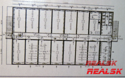 Zabehnutá ubytovňa pre 100 osôb blízko JLR pri Nitre na predaj
