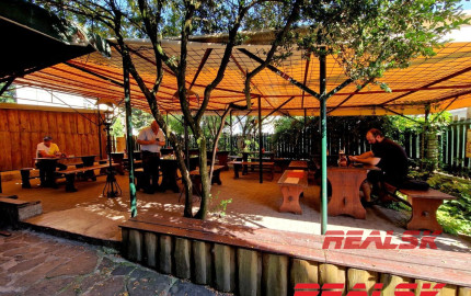 Zabehnutá a známa krčma v centre Zvolena