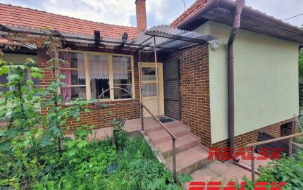 Rodinný dom s pozemkom v Nitre - Kynek, na predaj