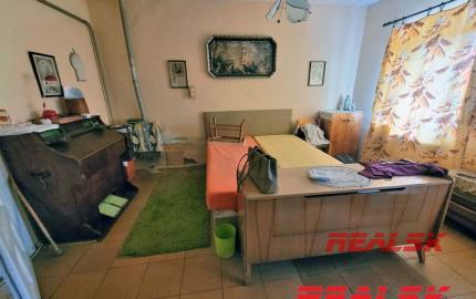 Rodinný dom s pozemkom v Nitre - Kynek, na predaj