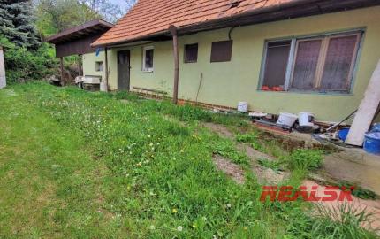 Rodinný dom s pozemkom v Nitre - Kynek, na predaj