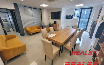 Nadštandardné kancelárske priestory v centre Nitry na prenájom