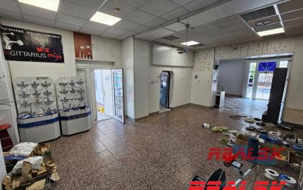 Budova pre obchod a služby v centre Zvolena