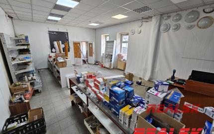 Budova pre obchod a služby v centre Zvolena