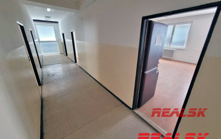 Výrobno-skladové priestory s mostovým žeriavom v Nitre na prenájom