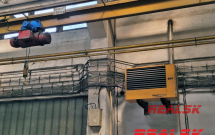 Výrobná hala s mostovými žeriavmi v Nitre na prenájom