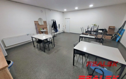 Výrobná hala s mostovými žeriavmi v Nitre na prenájom