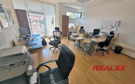 Administratívna budova v centre Nitry na prenájom