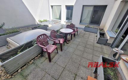 Administratívna budova v centre Nitry na prenájom