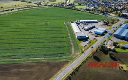 Na predaj pozemok pre priemyselnú a komerčnú výstavbu – Čakajovce