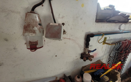 Hala s lakovňou v Nitre na predaj