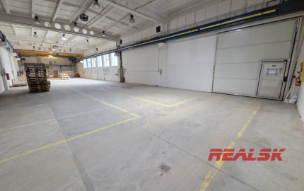 Výrobná hala s mostovým žeriavom v Nitre na prenájom