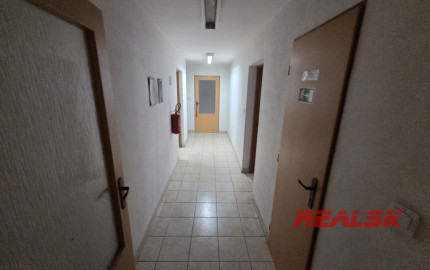 Výrobná hala s mostovým žeriavom v Nitre na prenájom