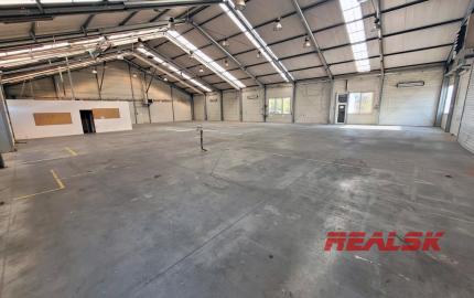 Výrobná hala so zázemím v Nitre na prenájom