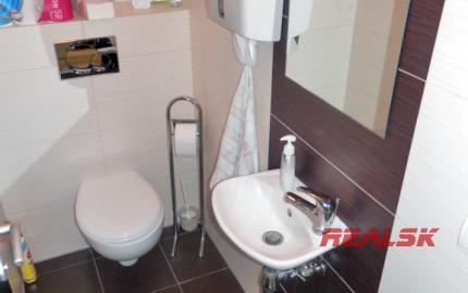 Kancelárie s garážovým parkovaním v centre Nitry na prenájom