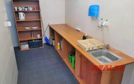 Nadštandardné priestory pre obchod a služby v Nitre na prenájom