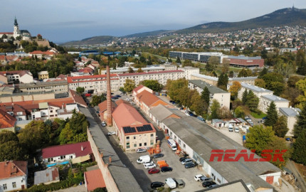 Prenájom skladových priestorov – centrum Nitry, Mostná ulica