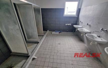 Výrobné, skladové a administratívne priestory v Nitre na prenájom