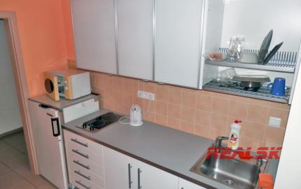 Na prenájom kancelárske priestory – Nitra, Chrenová