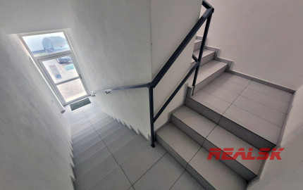 Kancelária s parkovaním v centre Nitry na prenájom