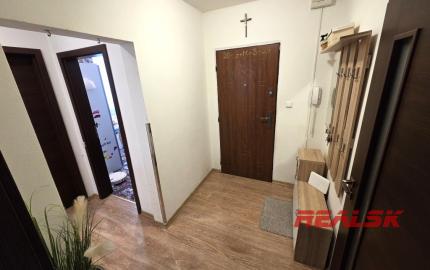 2 izbový byt upravený na 3 izbový - Chrenová, top lokalita