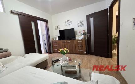 2 izbový byt upravený na 3 izbový - Chrenová, top lokalita