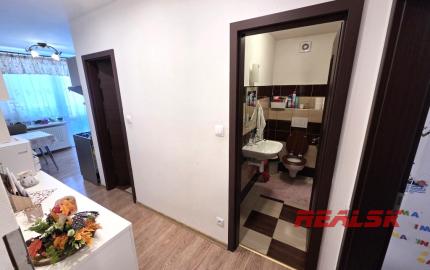 2 izbový byt upravený na 3 izbový - Chrenová, top lokalita