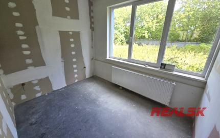 Skladový priestor s kanceláriou a parkovaním na prenájom