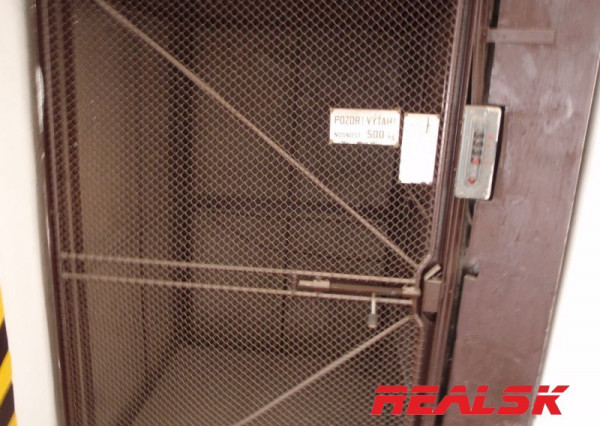 Skladové priestory prenájom Sliač