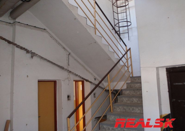 Skladové priestory prenájom Sliač