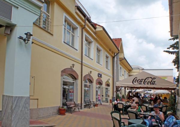 Kancelárske priestory na námestí v centre Zvolena