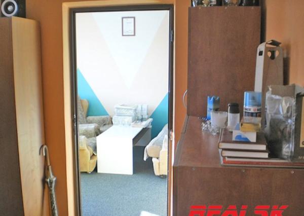 Administratívno priemyselný areál