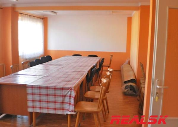 Administratívno priemyselný areál