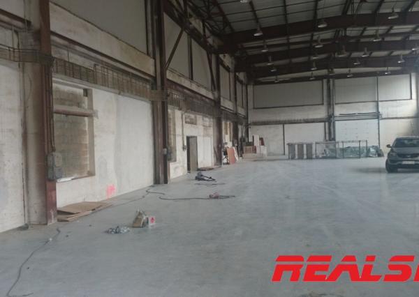 Hala 847 m2 na Zvolenskej ceste