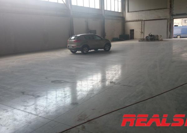 Hala 847 m2 na Zvolenskej ceste