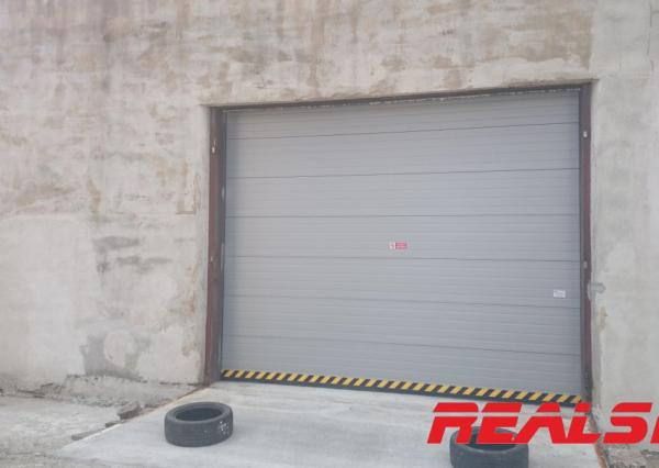 Hala 847 m2 na Zvolenskej ceste