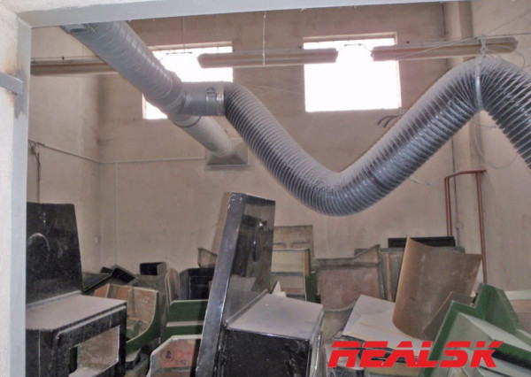 Hala  s kanceláriami na predaj vhodná pre výrobu a skladovanie