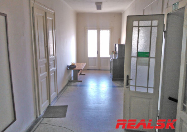 Kancelária 25m2 Horná, Banská Bystrica