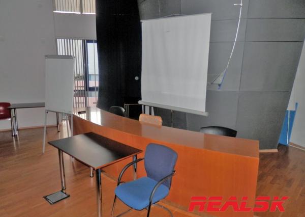 Kancelária v centre Nitry na prenájom