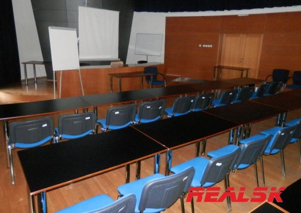 Kancelária v centre Nitry na prenájom