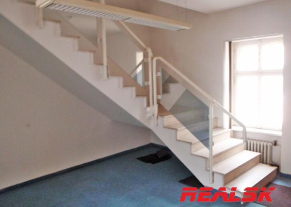 Kancelárie 130m2 v centre mesta Banská Bystrica