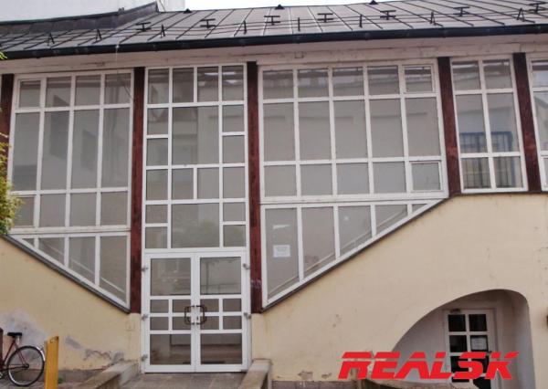 Kancelárie 130m2 v centre mesta Banská Bystrica